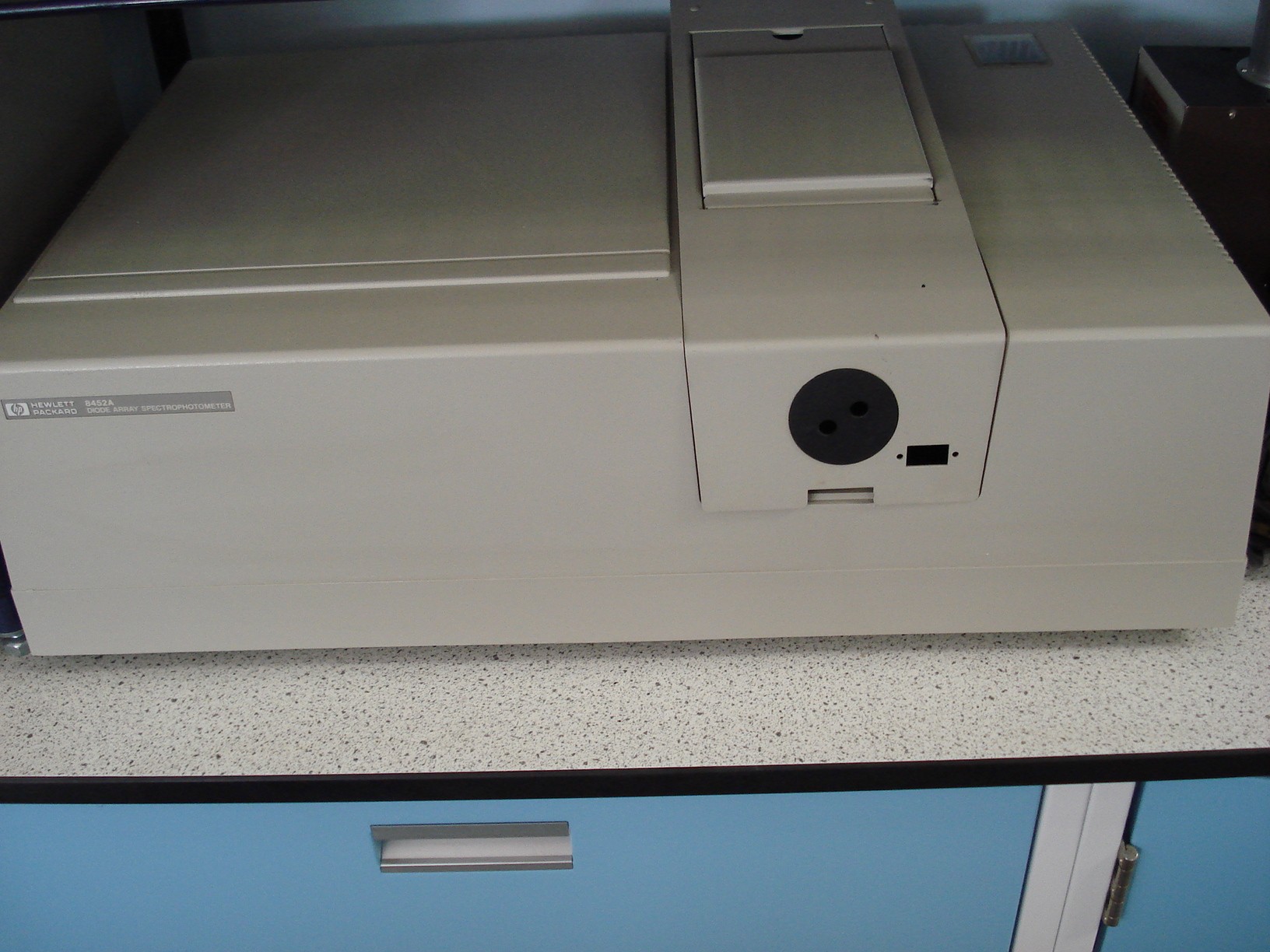 Agilent 8452