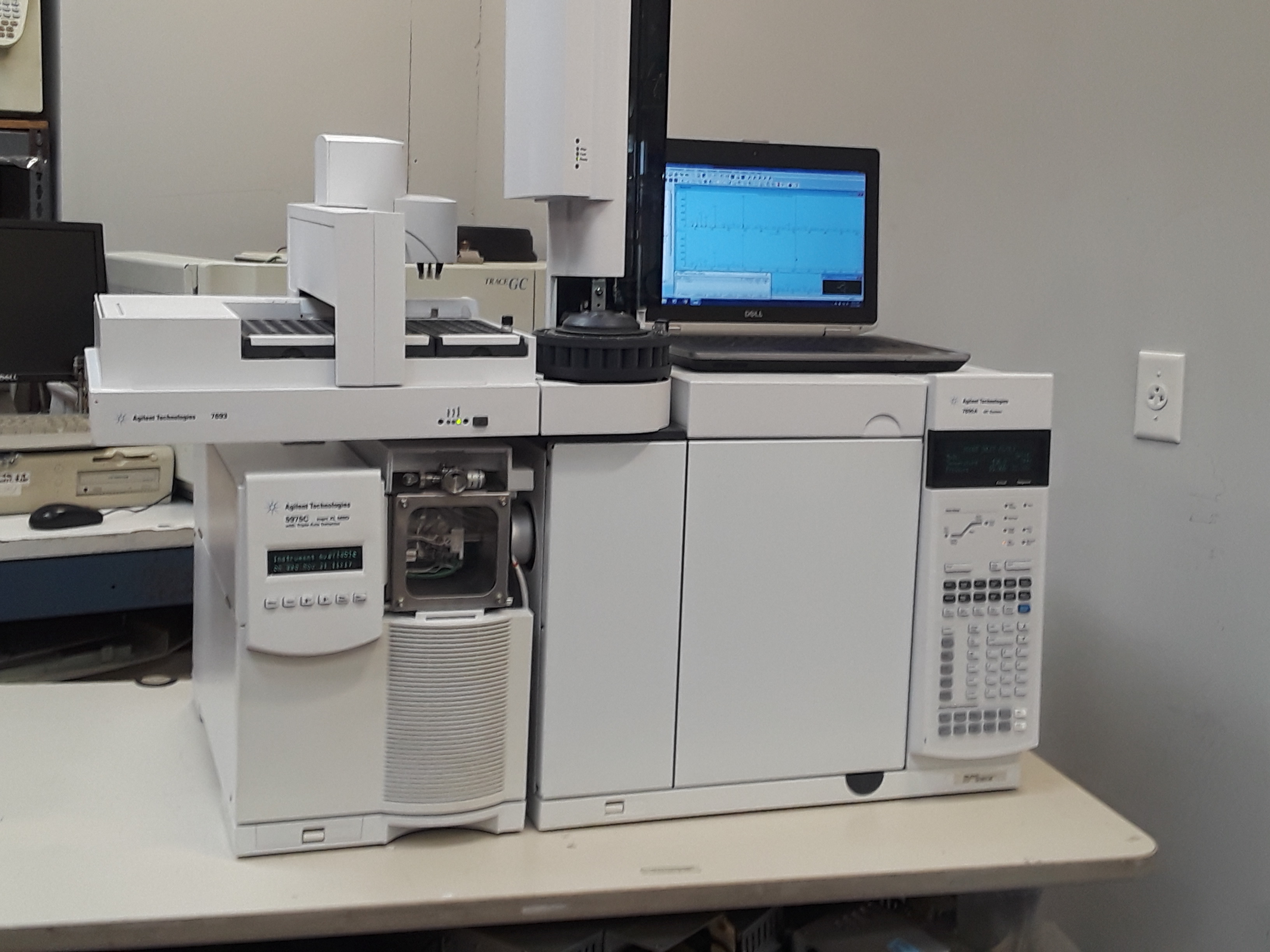 AGILENT 7890A GC with AGILENT 5975C I