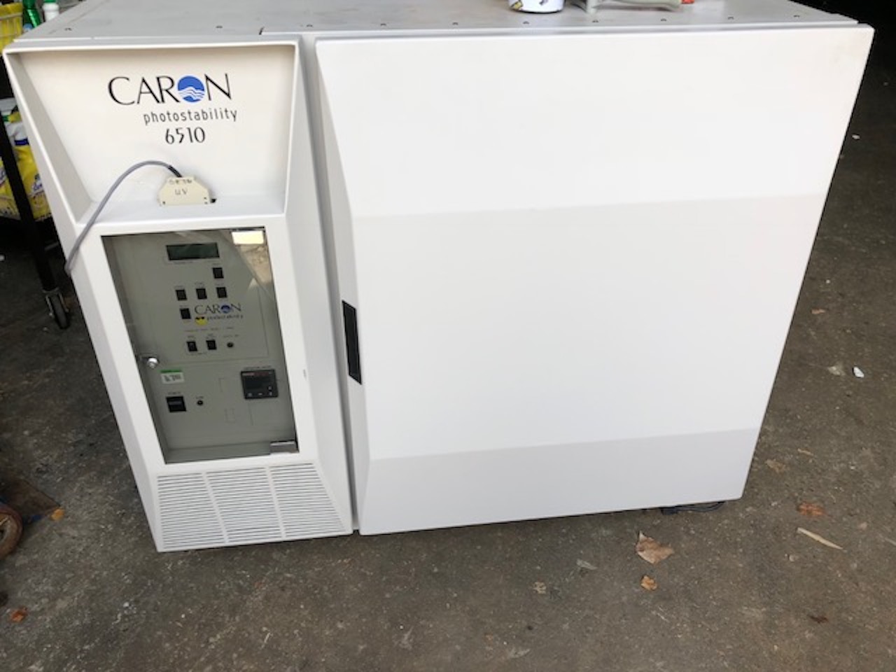 CARON 6510 Caron 6500 Photostability Chamber CARON PHOTOSTABILITY CHAMBER