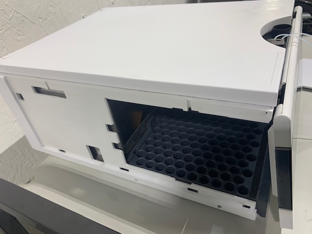 Agilent G1364C side open