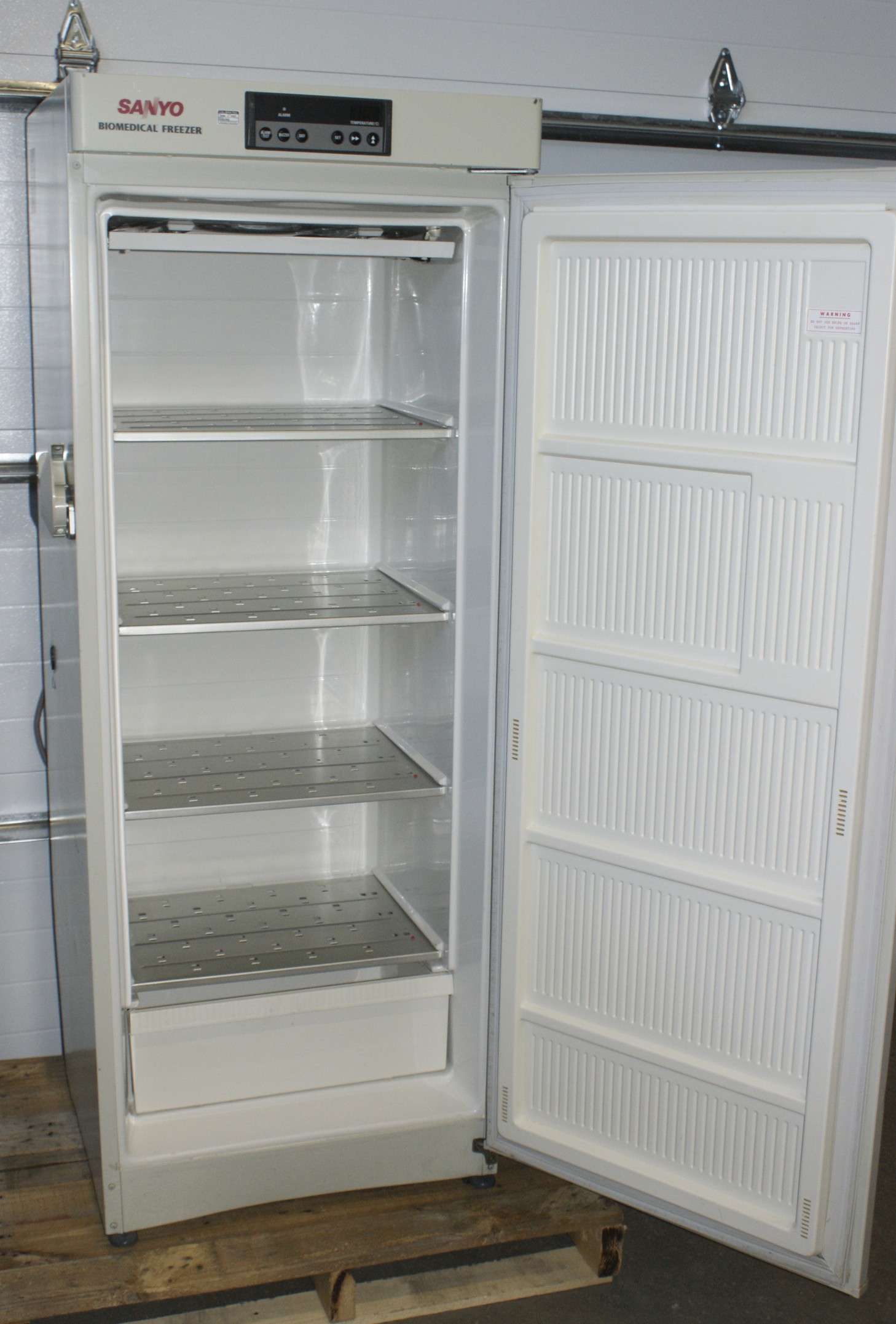sanyo freezer price